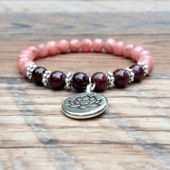 Rhodochrosite bracelet with Lotus charm, Garnet, healing bracelet, pink bracelet - Picture 2 of 9